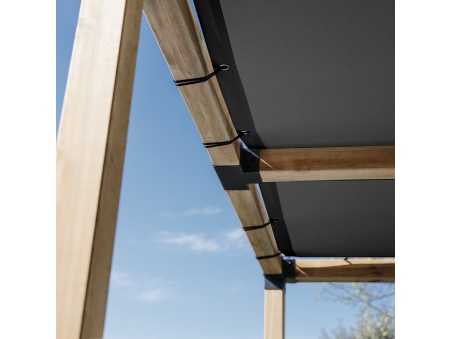 Bugna: Scopri il Nuovo Telo Ombreggiante Occhiellato