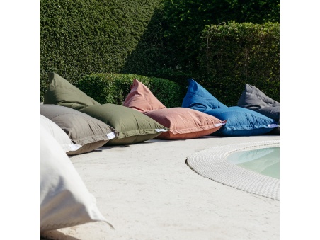 Randa XL: l’Unico Bean Bag dal Design Radiale