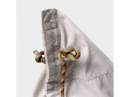 Randa XL: l’Unico Bean Bag dal Design Radiale