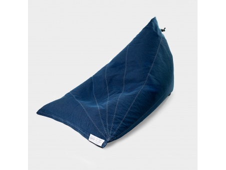 Randa XL: l’Unico Bean Bag dal Design Radiale