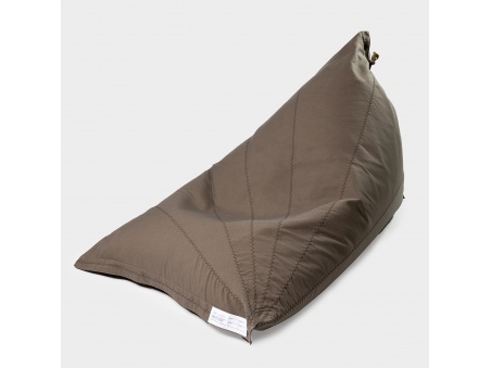 Randa XL: l’Unico Bean Bag dal Design Radiale