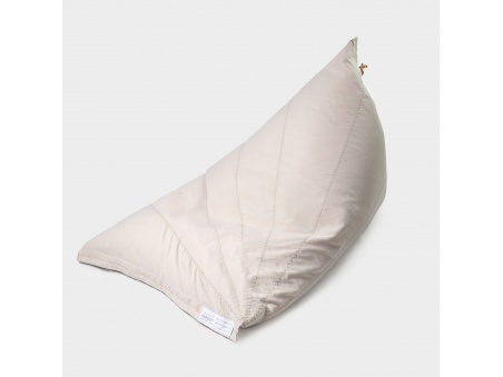 Randa XL: l’Unico Bean Bag dal Design Radiale