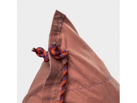 Randa XL: l’Unico Bean Bag dal Design Radiale