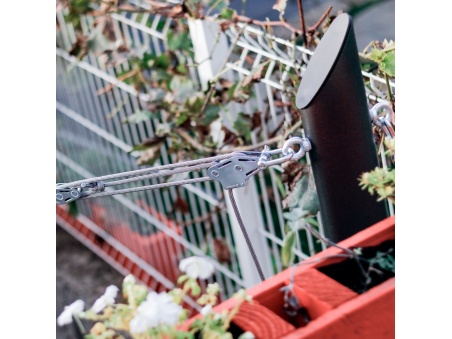 Ulisse: Palo per Vele Ombreggianti in Acciaio