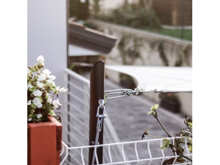 Ulisse: Palo per Vele Ombreggianti in Acciaio