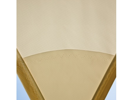 EZ Breez: L’unica Tenda a Vela Impermeabile Brevettata