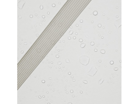 EZ Breez: L’unica Tenda a Vela Impermeabile Brevettata