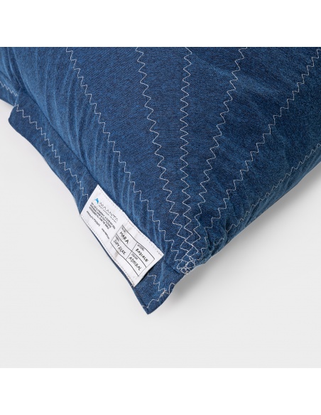 Randa: l’Unica Poltrona Sacco dal Design Radiale da Esterno e Interno