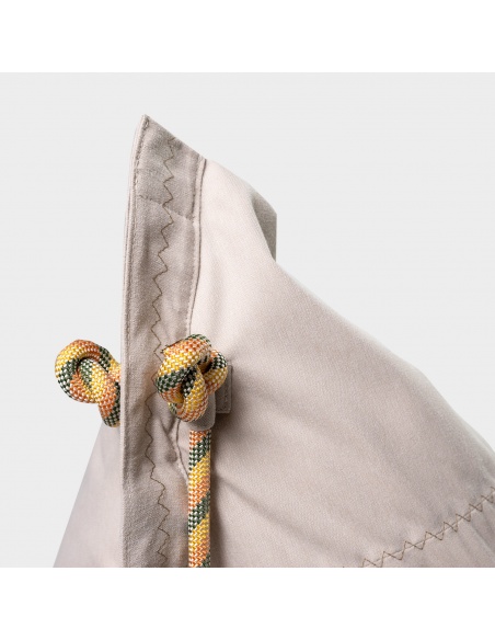 Randa: l’Unica Poltrona Sacco dal Design Radiale da Esterno e Interno