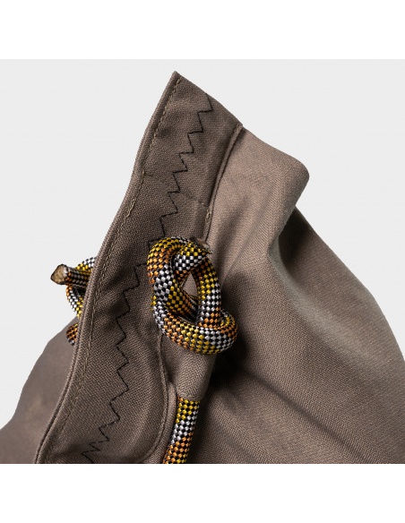 Randa: l’Unica Poltrona Sacco dal Design Radiale da Esterno e Interno