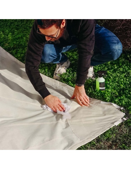 FabriClean: il detergente per la pulizia delle tende da sole Maanta