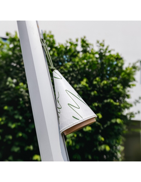 Lampada Cala: Design Nautico, Luce Regolabile, 143 Ore di Autonomia