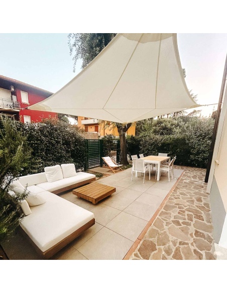 Solaria Impermeabile - Ricondizionata - Pari al nuovo