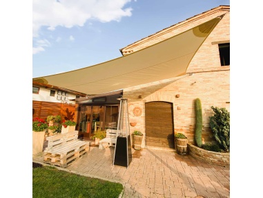 Saill Impermeabile: Tenda a Vela Alta Qualità Made in Italy