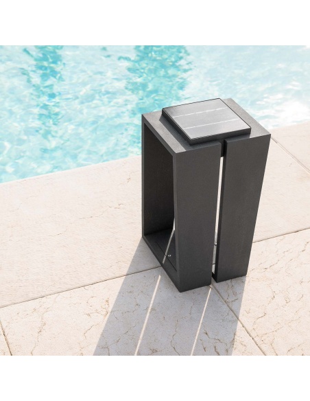 Solar ISOSS: Lampada di design - Scopri le Nuove Lampade Segnapasso