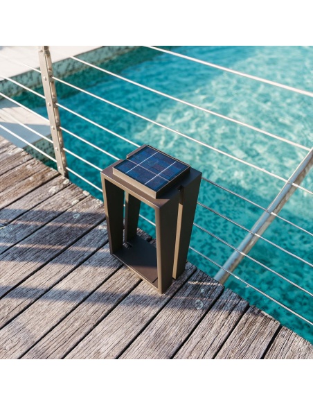 Solar ISOSS: Lampada di design - Scopri le Nuove Lampade Segnapasso