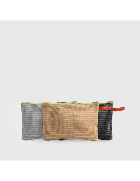 Pochette Recycling: Realizzata da Recupero Tessuto Vele Ombreggianti