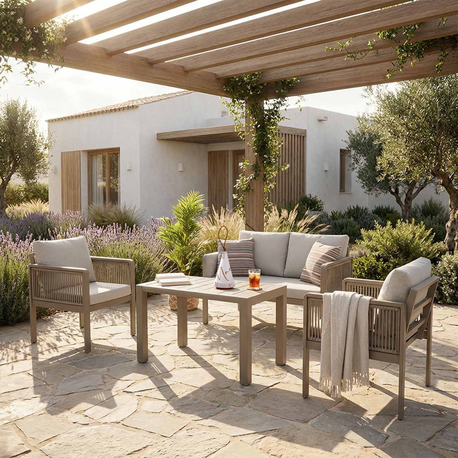 In giardino e in casa, stesso set