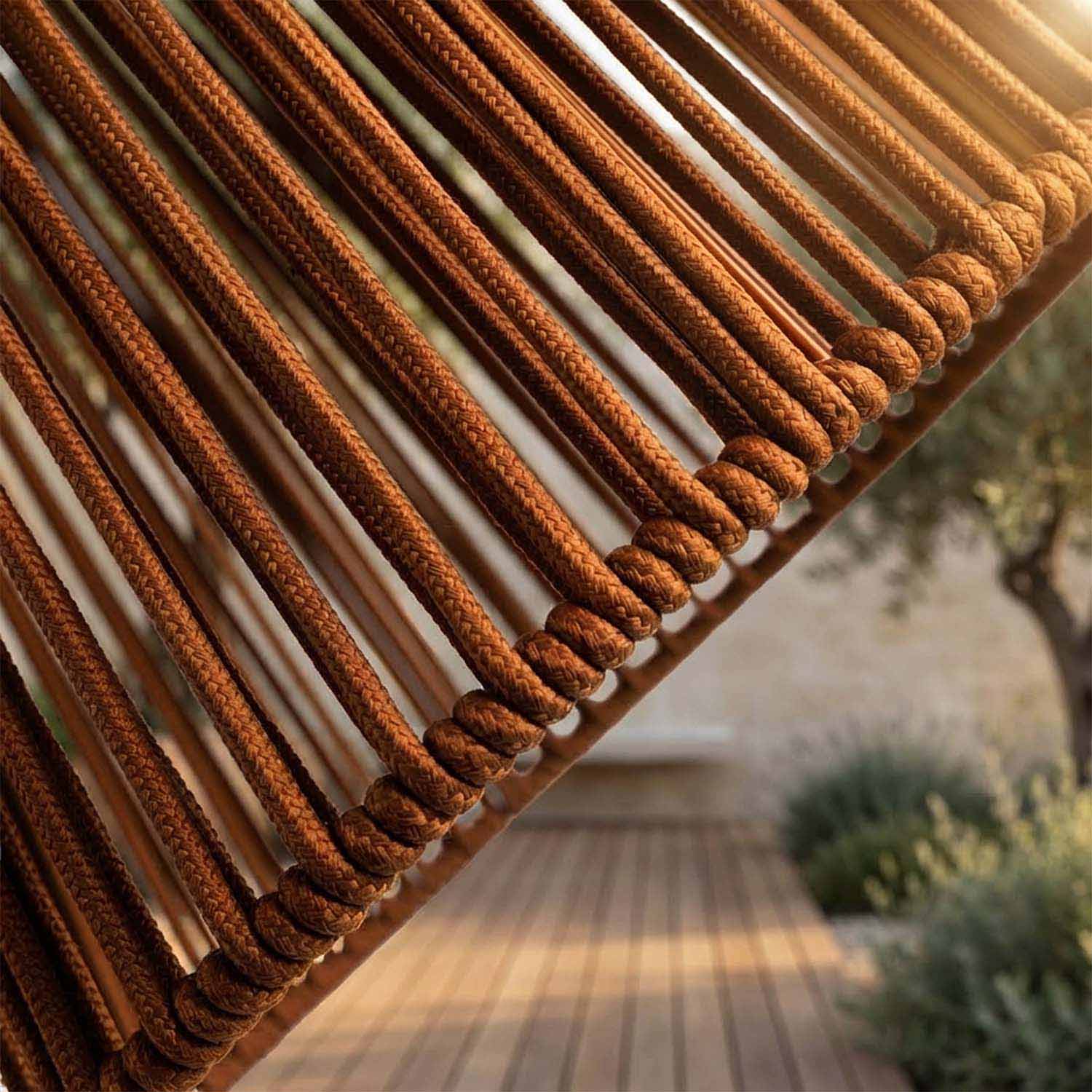 Cima in polipropilene olefin: luce e ombra si intrecciano